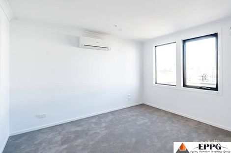 Property photo of 71 Crefden Street Maidstone VIC 3012