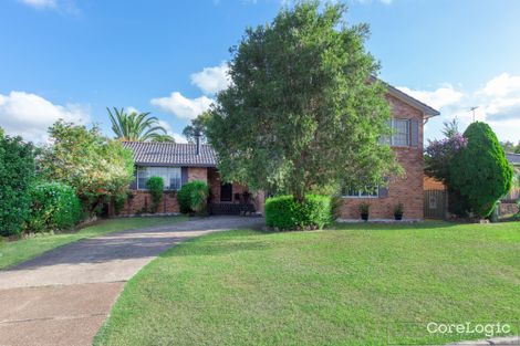Property photo of 4 Foveaux Crescent Metford NSW 2323