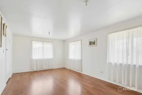 Property photo of 24 Mitchell Street Riverview QLD 4303