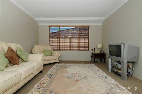 Property photo of 24 Sundowner Meander Banksia Grove WA 6031