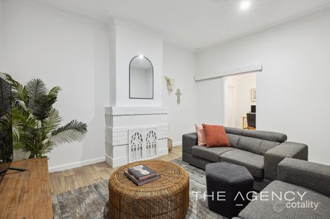 135 Coolgardie Ave, Redcliffe, WA 6104
