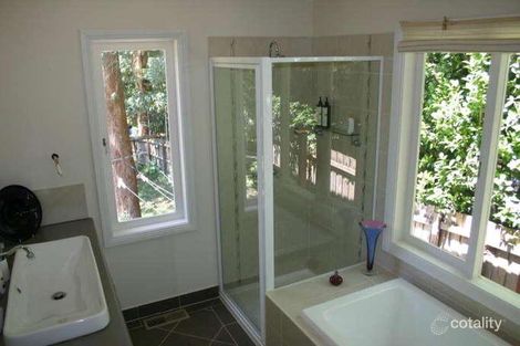 Property photo of 27 Edmunds Road Cockatoo VIC 3781