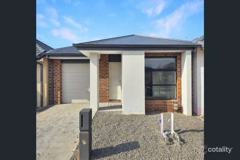 12 Pigeon St, Charlemont, VIC 3217