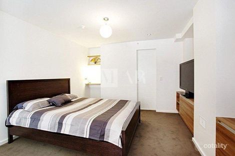 Property photo of 2/15 Collins Street Melbourne VIC 3000