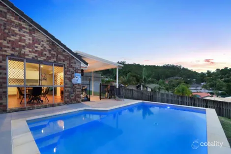 17 Papara St, Pacific Pines, QLD 4211