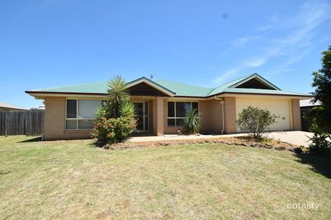 39 Honeyeater Dr, Highfields, QLD 4352