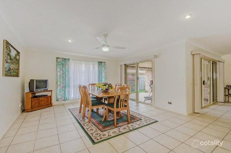 Property photo of 22 Narara Crescent Banora Point NSW 2486