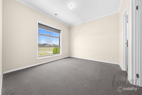 Property photo of 47 Allumba Way Wollert VIC 3750