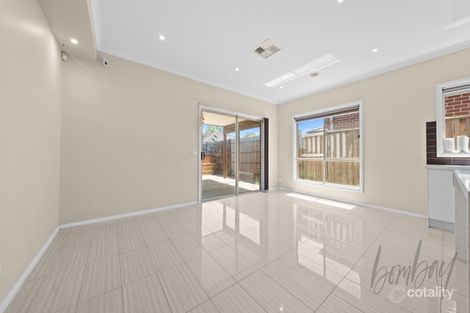 Property photo of 47 Allumba Way Wollert VIC 3750