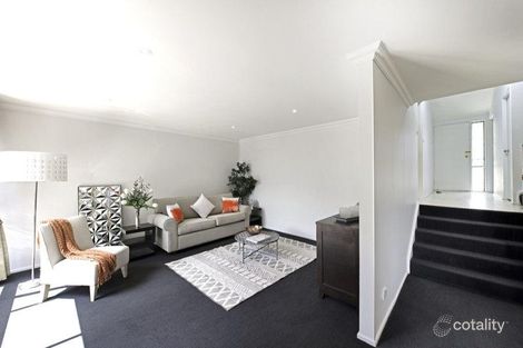 Property photo of 91 Barnet Close Phillip ACT 2606