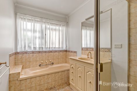 Property photo of 16 Lorikeet Court Boronia VIC 3155