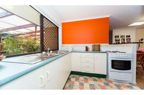 Property photo of 1/8 Hoya Court Labrador QLD 4215