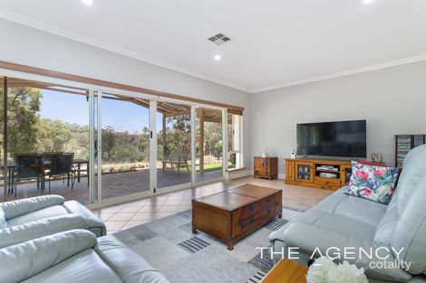 Property photo of 107 Lakeview Drive Gidgegannup WA 6083