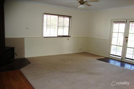 Property photo of 51 Linton-Piggoreet Road Linton VIC 3360