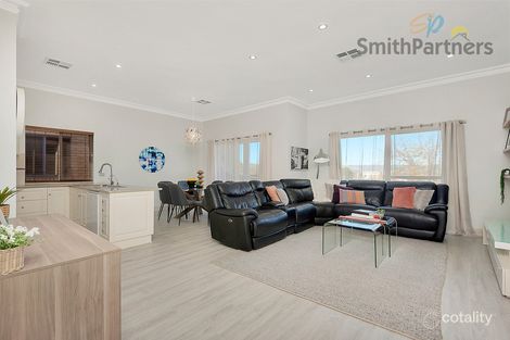 Property photo of 32 Chatswood Grove Golden Grove SA 5125