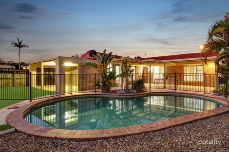 Property photo of 2 Adaminaby Drive Helensvale QLD 4212