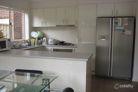 Property photo of 22 David Circuit Hillside VIC 3037