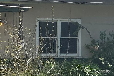 Property photo of 24 Lyons Street Rosedale VIC 3847