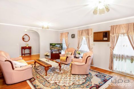 Property photo of 18 Roseland Crescent Hoppers Crossing VIC 3029