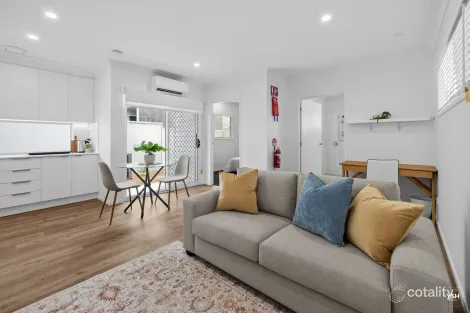 Property photo of 42 Pilba Street Chermside QLD 4032