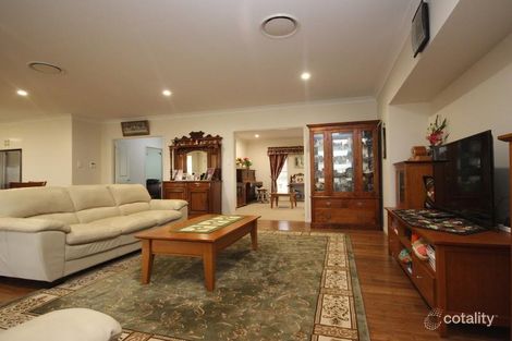 Property photo of 5 Lipizzaner Place Pine Mountain QLD 4306