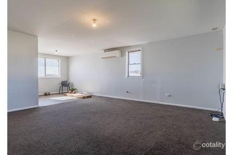 Property photo of 5 Tanderra Drive Dubbo NSW 2830