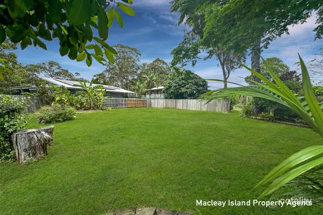 22 Blue Waters Cres, Macleay Island, QLD 4184