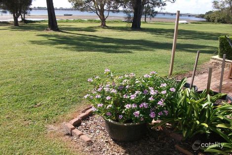 Property photo of 18A/16 Spinnaker Drive Sandstone Point QLD 4511