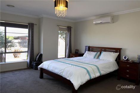 Property photo of 30 Amaryllis Parade Tarneit VIC 3029