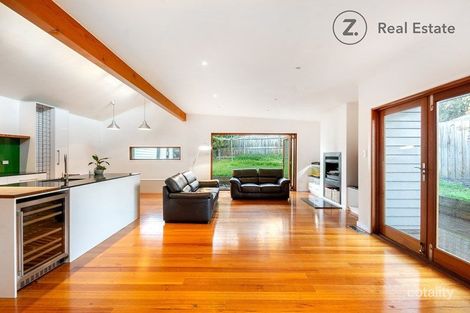 Property photo of 16 Ivanhoe Grove Malvern East VIC 3145