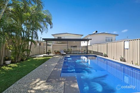 Property photo of 13 Hillcrest Parade Miami QLD 4220