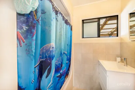 Property photo of 8 Mansfield Road Temora NSW 2666