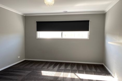 Property photo of 11 Fragrant Drive Lara VIC 3212