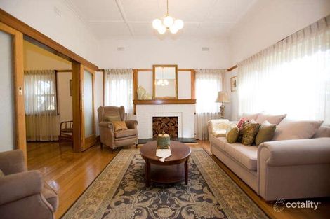 Property photo of 3 Cranwell Avenue Strathmore VIC 3041