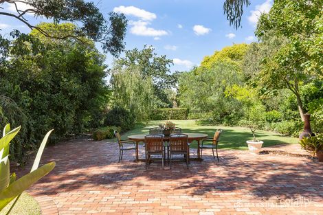 Property photo of 12 Victoria Crescent Mont Albert VIC 3127
