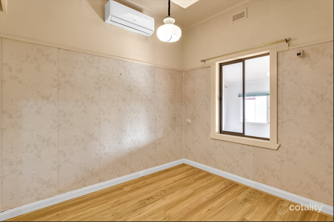 Property photo of 9 College Road Werribee VIC 3030