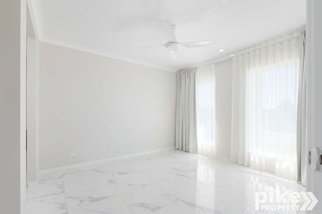 Property photo of 28 Waterside Esplanade Caboolture South QLD 4510