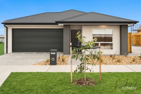 32 LENNOX ST, DONNYBROOK, VIC 3064