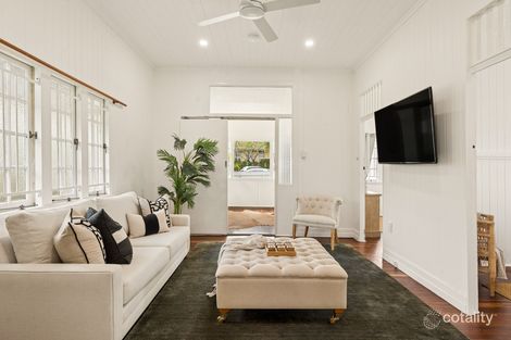 Property photo of 11 Eric Road Holland Park QLD 4121