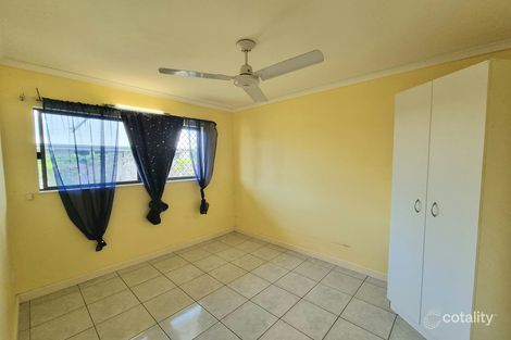 Property photo of 11 Yukana Street Boyne Island QLD 4680