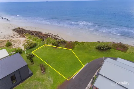 Property photo of 215 Dutton Way Bolwarra VIC 3305