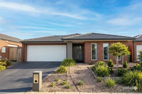 23 Bondi Pde, Point Cook, VIC 3030