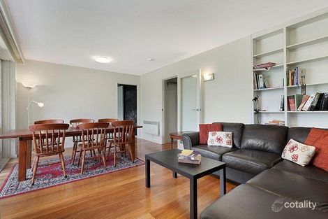 Property photo of 1/495 Royal Parade Parkville VIC 3052