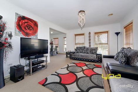 Property photo of 45 McIntyre Avenue Roxburgh Park VIC 3064