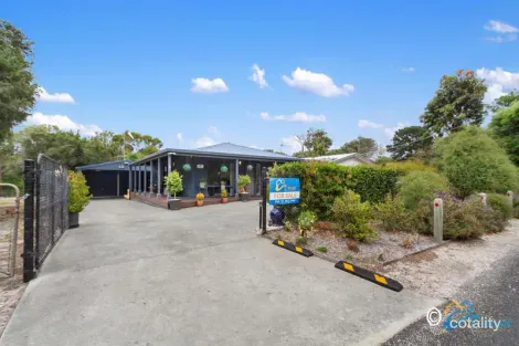 72 Toorak Ave, Loch Sport, VIC 3851