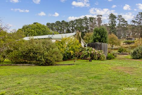 Property photo of 42 Casey Close Sutton NSW 2620