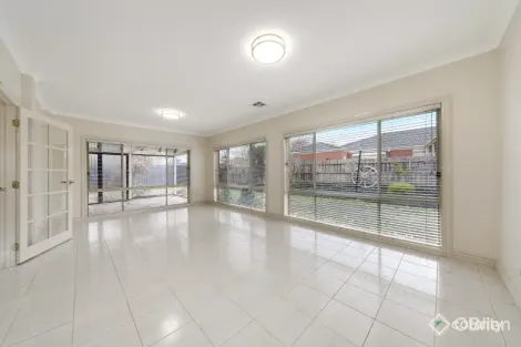 Property photo of 1 Sanctuary Way Beaconsfield VIC 3807