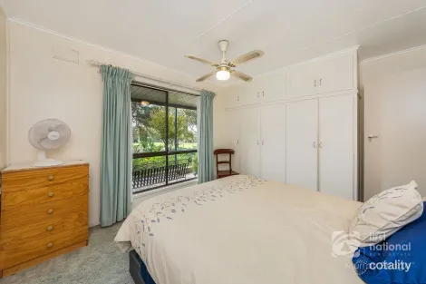 Property photo of 43 Murray Drive Riverglades SA 5253