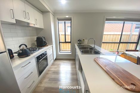 Property photo of 21 Ginger Crescent Mickleham VIC 3064