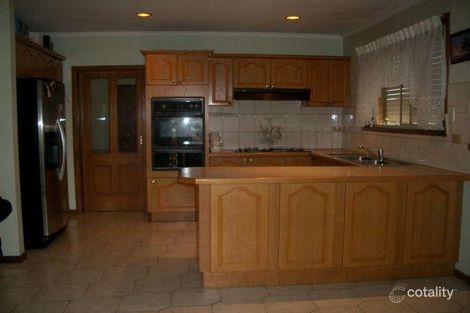Property photo of 4 Haddon Court Meadow Heights VIC 3048